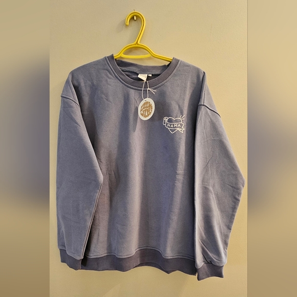 MAMA Tattoo Pullover - Picture 7 of 7